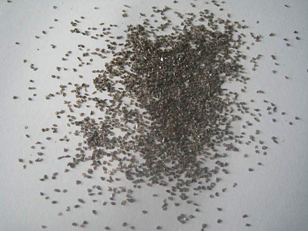 棕刚玉磨料喷砂一次后还能使用吗